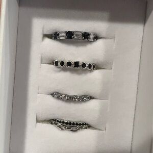 Bomb Party Luxe Bands 

‘The set of luxury’